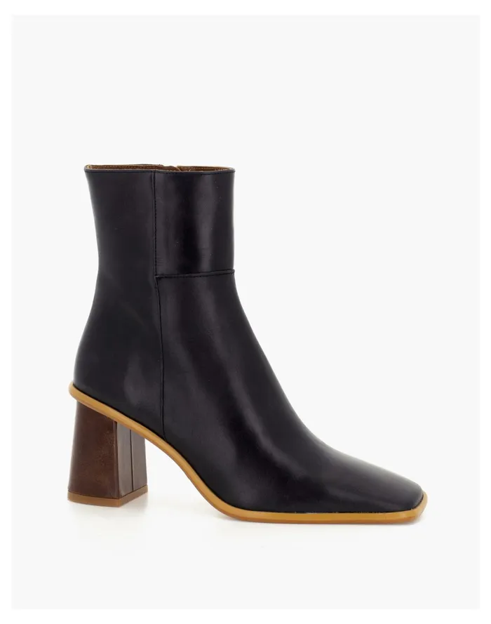 ALOHAS Leather West Block Heeled Boots Washed Black Women Madewell Boots ALOHAS Leather West Block Heeled Boots Washed Black Women Madewell Boots