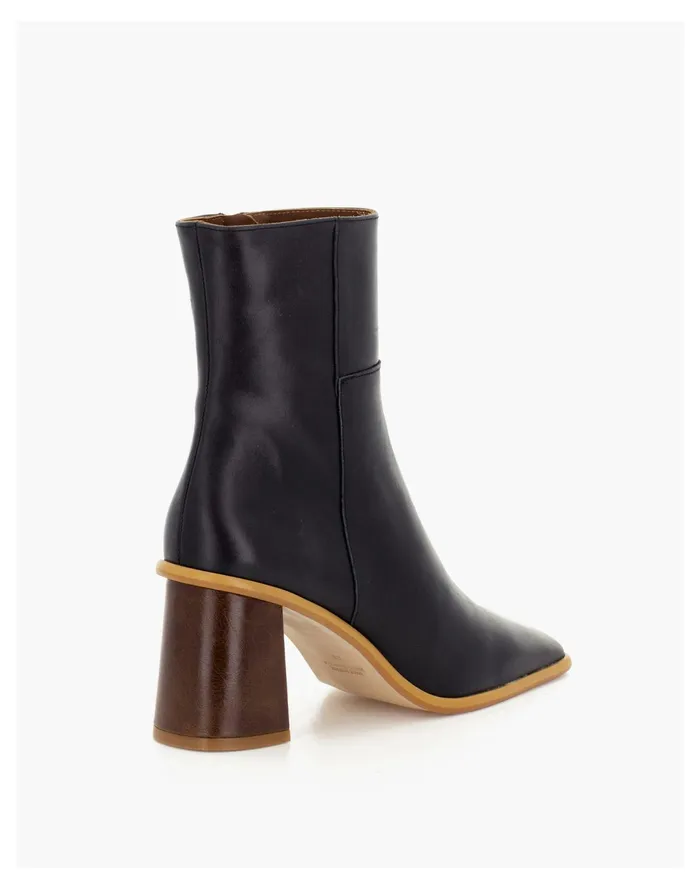 ALOHAS Leather West Block Heeled Boots Washed Black Women Madewell Boots ALOHAS Leather West Block Heeled Boots Washed Black Women Madewell Boots