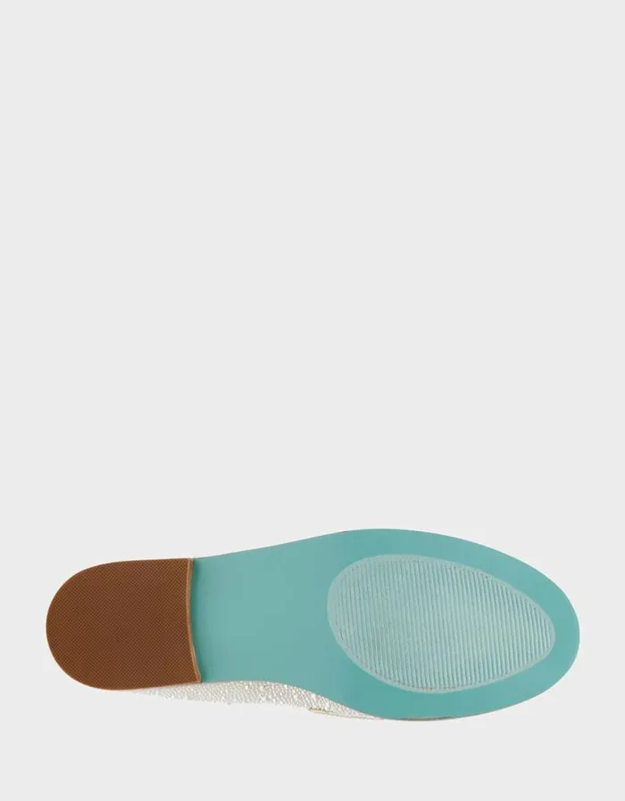 Betsey Johnson Women ARON IVORY Ivory
