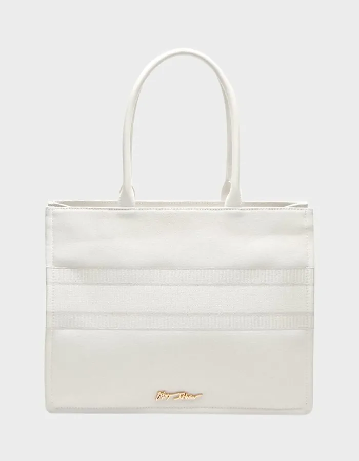 Betsey Johnson Women BRIDE TOTE WHITE Betsey Johnson Women BRIDE TOTE WHITE