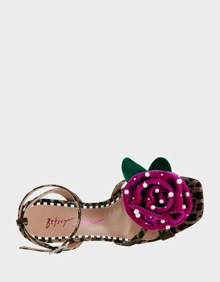 Betsey Johnson Women CARLOS LEOPARD MULTI