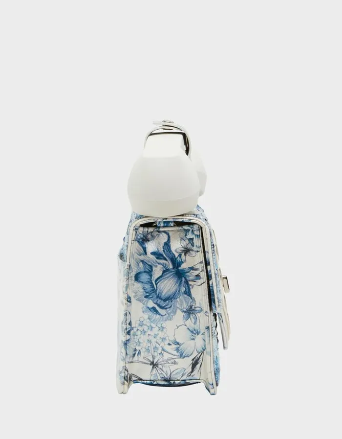 Betsey Johnson Women KITSCH PEARL TOILE PHONE BAG BLUEMULTI Bluemulti Betsey Johnson Women KITSCH PEARL TOILE PHONE BAG BLUEMULTI Bluemulti