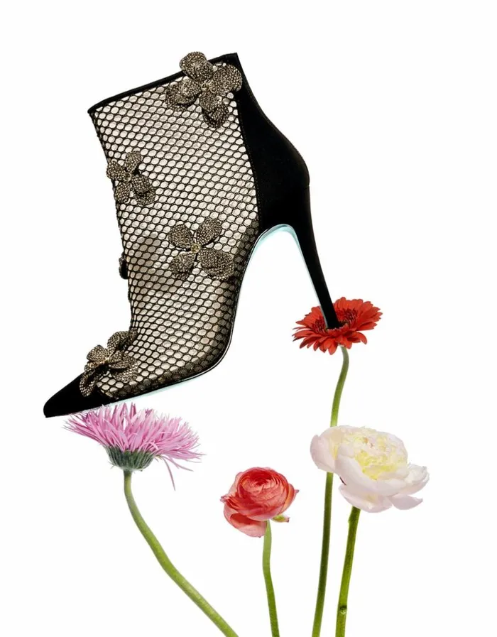 Betsey Johnson Women URSA BLACK