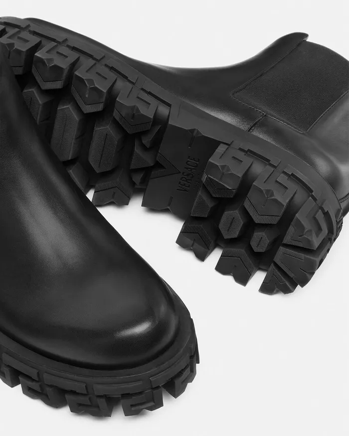 Boots Men Versace Greca Portico Chelsea Boots Black