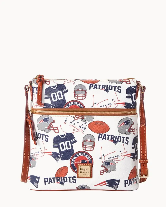 Crossbodies Women Dooney and Bourke NFL Patriots Crossbody Patriots