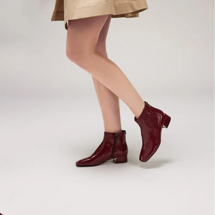 Donald Pliner Bootie DASIA Cranberry 8211 Women