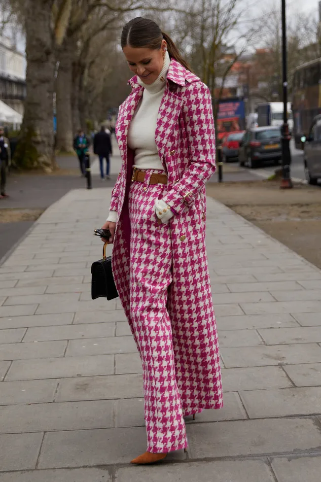 High Waisted Straight Trouser Hot Pink Large Scale Houndstooth Women Holland Cooper Trousers High Waisted Straight Trouser Hot Pink Large Scale Houndstooth Women Holland Cooper Trousers