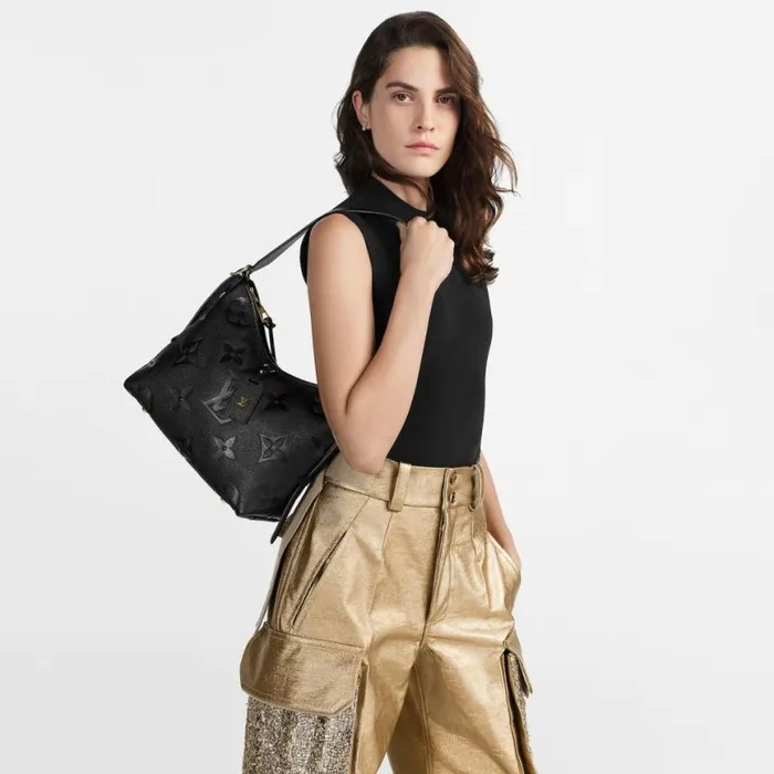 Louis Vuitton Black M46288 CarryAll PM 8211 Louis Vuitton Handbag Store Women Louis Vuitton CarryAll Bag