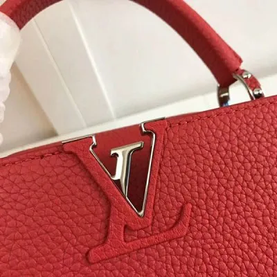 Louis Vuitton Capucines MM M94754 8211 Louis Vuitton Handbag Store Women Louis Vuitton Capucines Bag