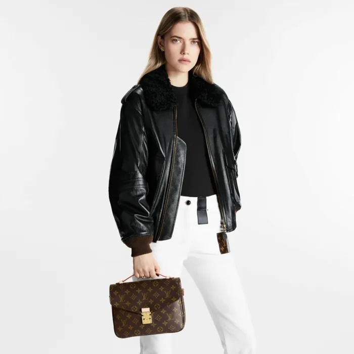 Louis Vuitton Pochette Metis M44875 Monogram 8211 Louis Vuitton Handbag Store Women Louis Vuitton Pochette Metis Bag