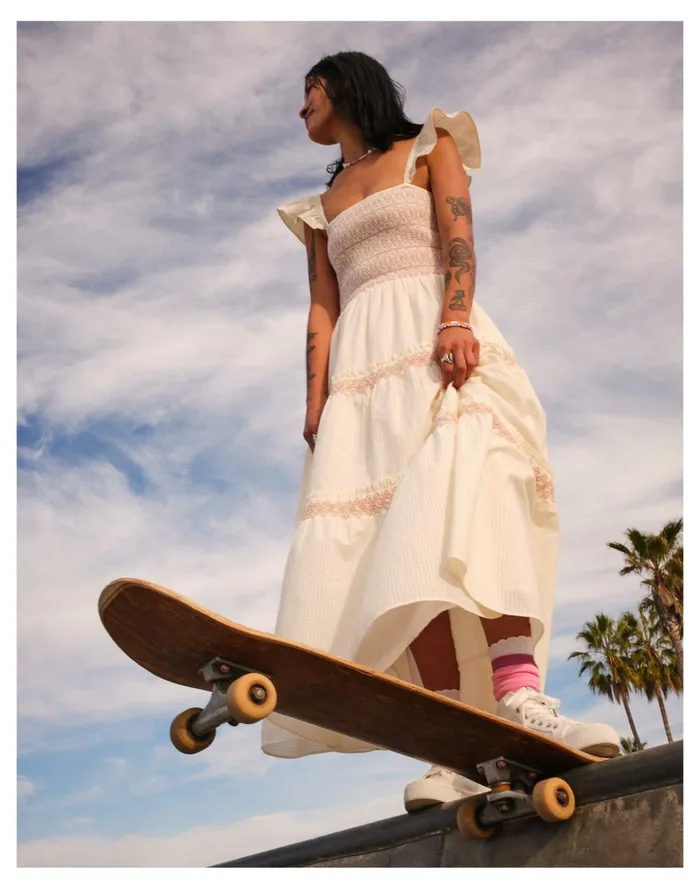 Lucie Smocked Tiered Midi Dress Lighthouse Women Madewell Dresses Lucie Smocked Tiered Midi Dress Lighthouse Women Madewell Dresses