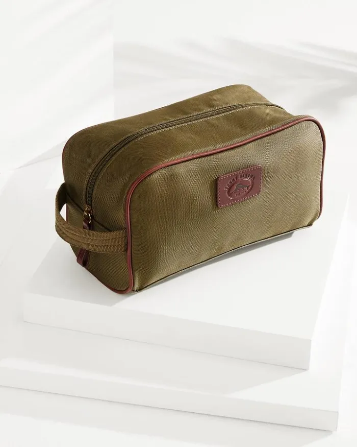 MenBeach and Home Tommy Bahama Luggage and Travel Tommy Bahama Nylon Toiletry Bag Olive MenBeach and Home Tommy Bahama Luggage and Travel Tommy Bahama Nylon Toiletry Bag Olive