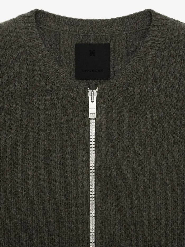 Men Knitwear Givenchy Oversized Cardigan In Wool With Front Zip Military Green