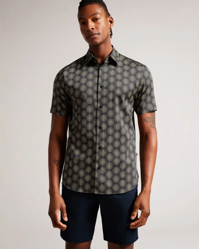 Men PEARSHO 8211 Short Sleeve Circle Geometric Shirt Navy Ted Baker Shirts Men PEARSHO 8211 Short Sleeve Circle Geometric Shirt Navy Ted Baker Shirts
