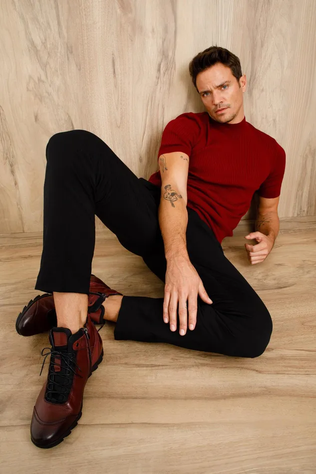 Men The Houston Leather Burgundy LaceUp Casual Boot With A Zipper Vinci Leather Boots
