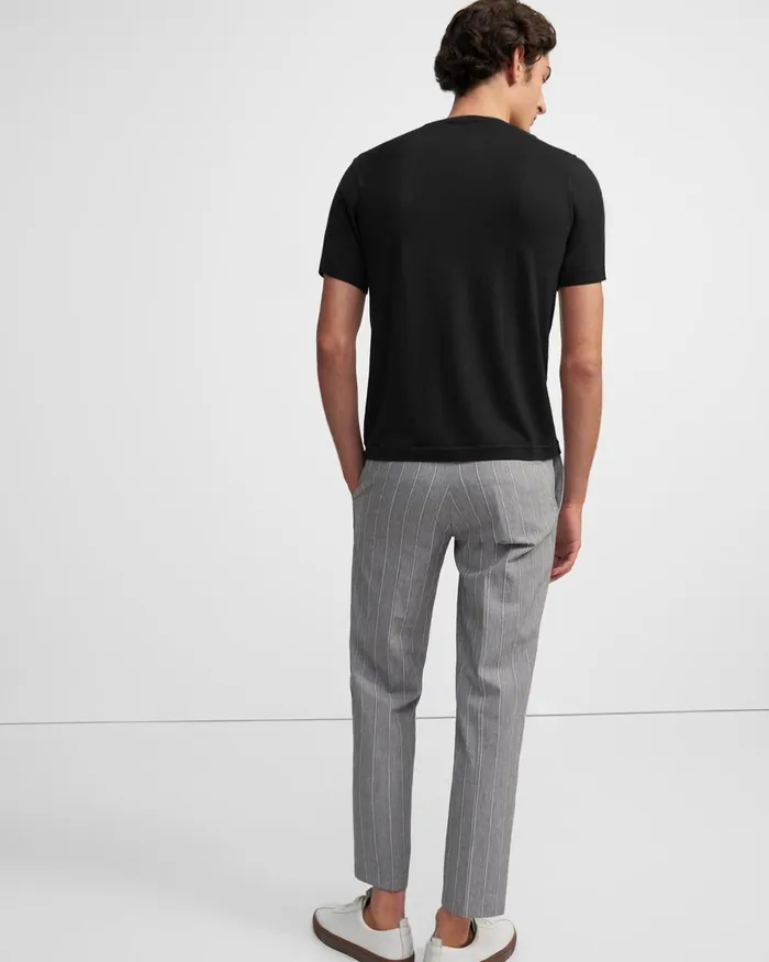 Men Theory Sweaters Cardigans Basic Tee In Regal Wool Black