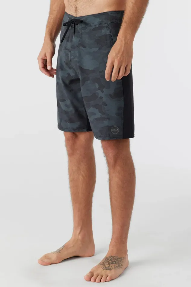 O039NEILL TRVLR ENDURO 20034 BOARDSHORTS Black Camo Men Featured