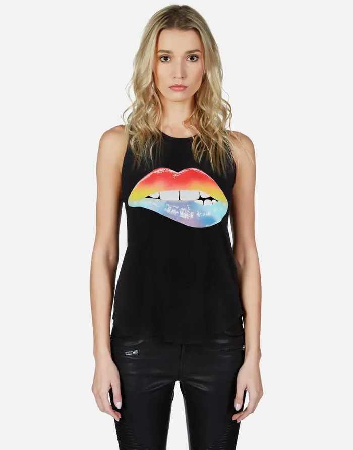 Peyton Rainbow Biting Lip Milk Women039s Lauren Moshi Short Sleeve