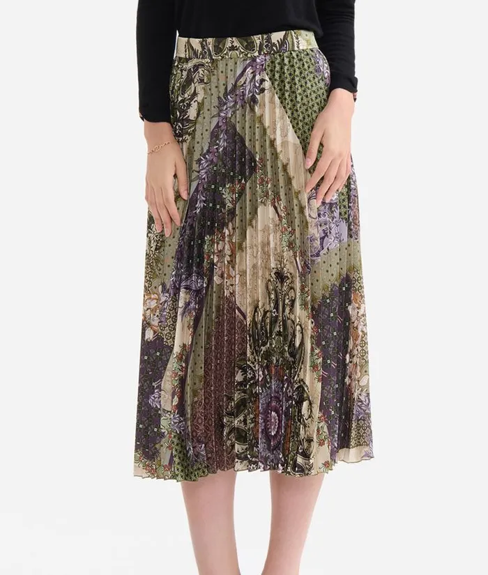 Pleated Twill Skirt With Geo Patchwork Foulard Print Green Woman Alviero Martini Skirts and Trousers
