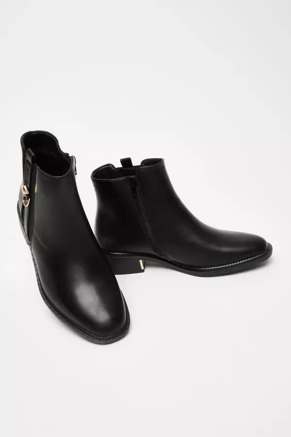 Quiz Clothing Ankle Boots Black Wide Fit Flat Ankle Boot 8211 Women