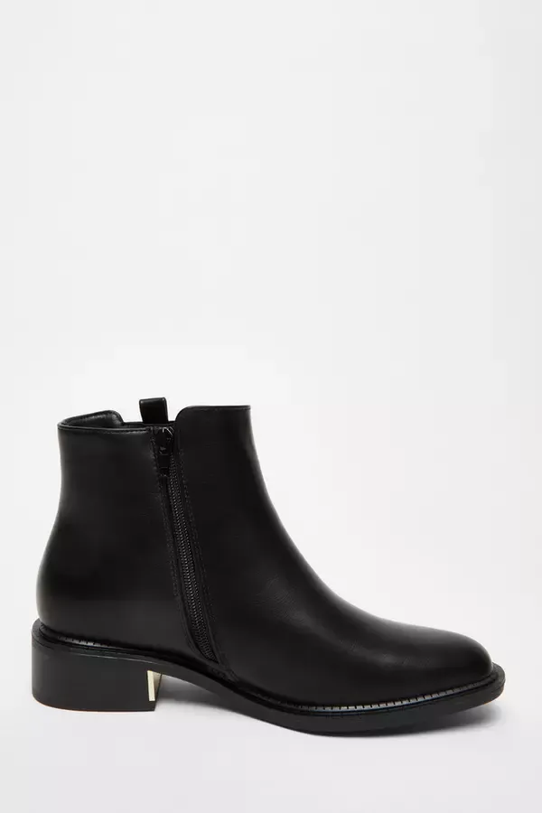 Quiz Clothing Ankle Boots Black Wide Fit Flat Ankle Boot 8211 Women
