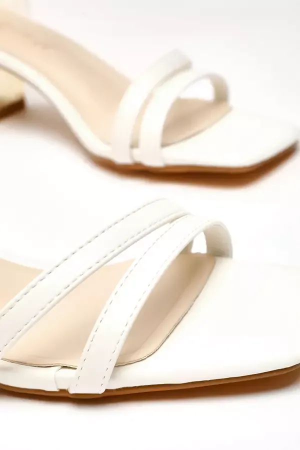 Quiz Clothing Bridal Shoes Wide Fit White Faux Leather Strappy Low Block Heeled Sandals 8211 Women Quiz Clothing Bridal Shoes Wide Fit White Faux Leather Strappy Low Block Heeled Sandals 8211 Women