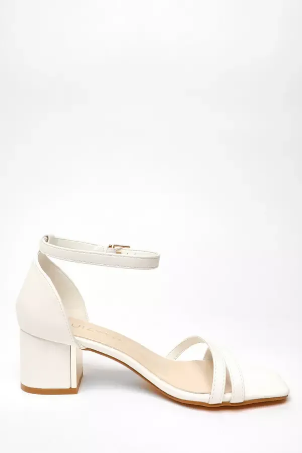 Quiz Clothing Bridal Shoes Wide Fit White Faux Leather Strappy Low Block Heeled Sandals 8211 Women Quiz Clothing Bridal Shoes Wide Fit White Faux Leather Strappy Low Block Heeled Sandals 8211 Women