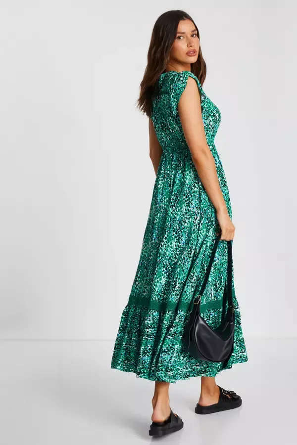 Quiz Clothing Casual Clothing Green Leopard Print Crochet Trim Maxi Dress 8211 Women