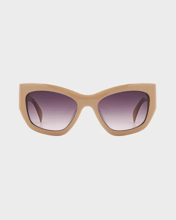 Rag and Bone Beige Gwyn Cat Eye Sunglasses Rag and Bone Beige Gwyn Cat Eye Sunglasses Women Sunglasses