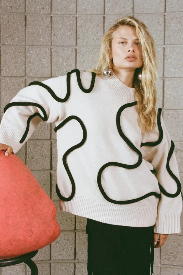 Simon Miller Simon Miller Leith Squiggle Knit Sweater In CreamBlack Women Sweaters