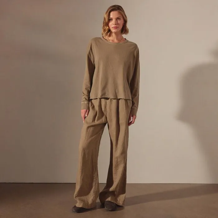 TShirts Women James Perse Long Sleeve Boxy Tee Cashew Pigment TShirts Women James Perse Long Sleeve Boxy Tee Cashew Pigment