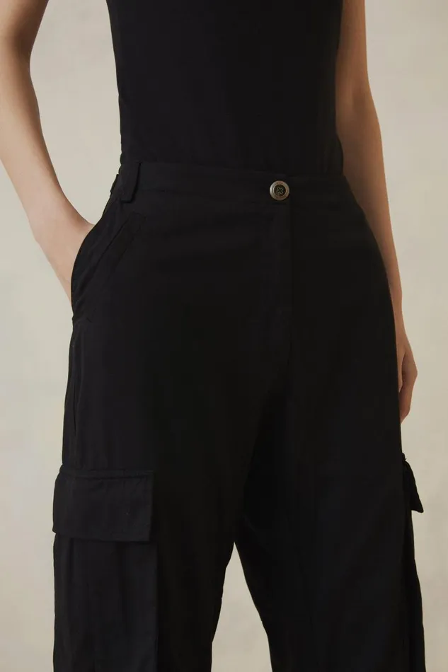 The Founder Cargo Trousers Black Women Karen Millen Trousers