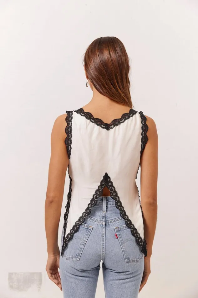VRG GRL Sleeveless Women Aurelie Top White