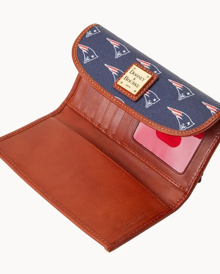 Wallets Women Dooney and Bourke NFL Patriots Continental Clutch Patriots Wallets Women Dooney and Bourke NFL Patriots Continental Clutch Patriots