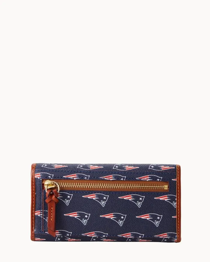 Wallets Women Dooney and Bourke NFL Patriots Continental Clutch Patriots Wallets Women Dooney and Bourke NFL Patriots Continental Clutch Patriots