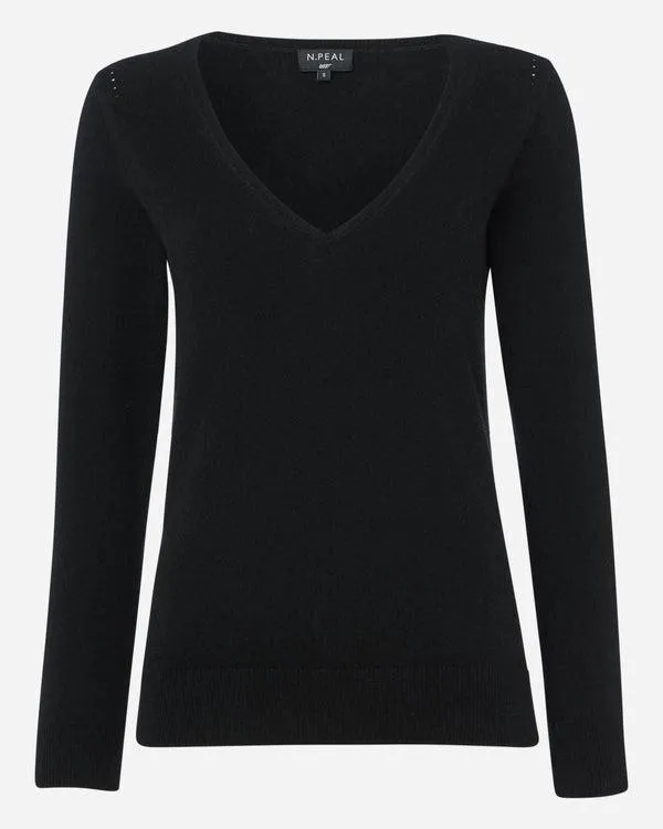 Women 007 Deep V Neck Cashmere JumperIn Black Black NPeal V Necks