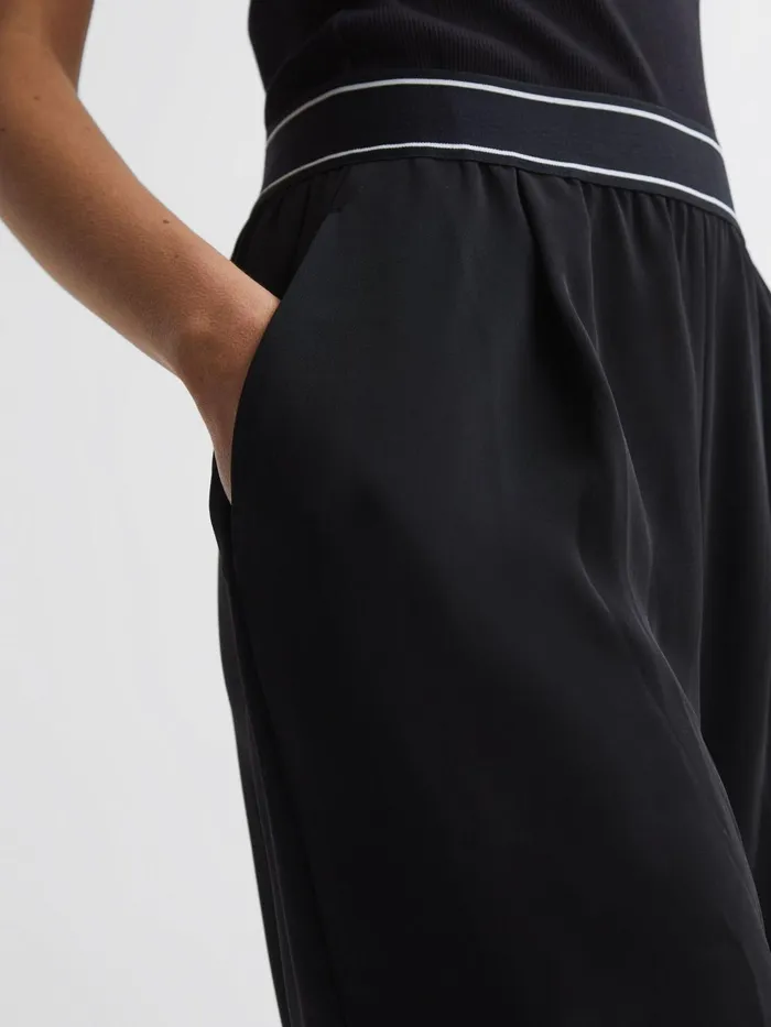 Women Abigail Wide Leg Elasticated Trousers Black Reiss Trousers