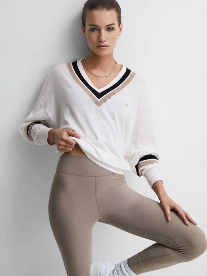 Women Bonita The Upside VNeck Jumper White Reiss Knitwear