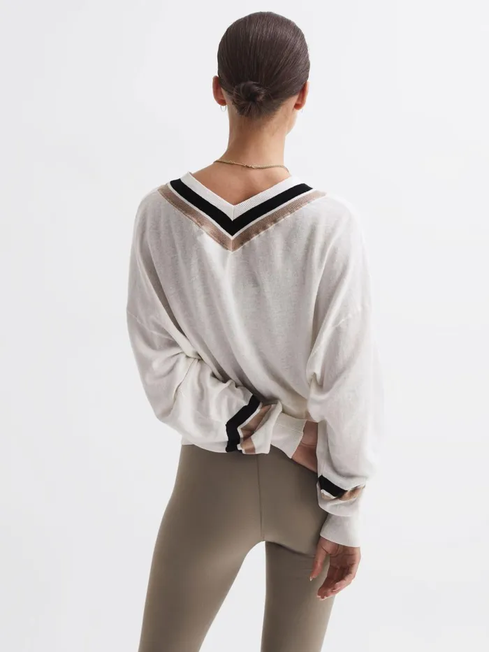 Women Bonita The Upside VNeck Jumper White Reiss Knitwear