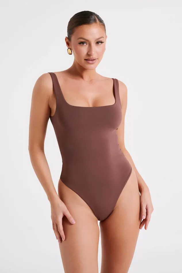 Women Charlie Scoop Neck Bodysuit 8211 Mocha Mocha Meshki Bodysuits