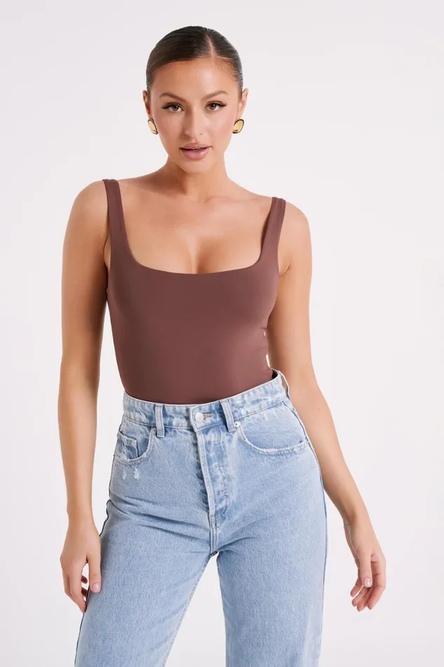 Women Charlie Scoop Neck Bodysuit 8211 Mocha Mocha Meshki Bodysuits