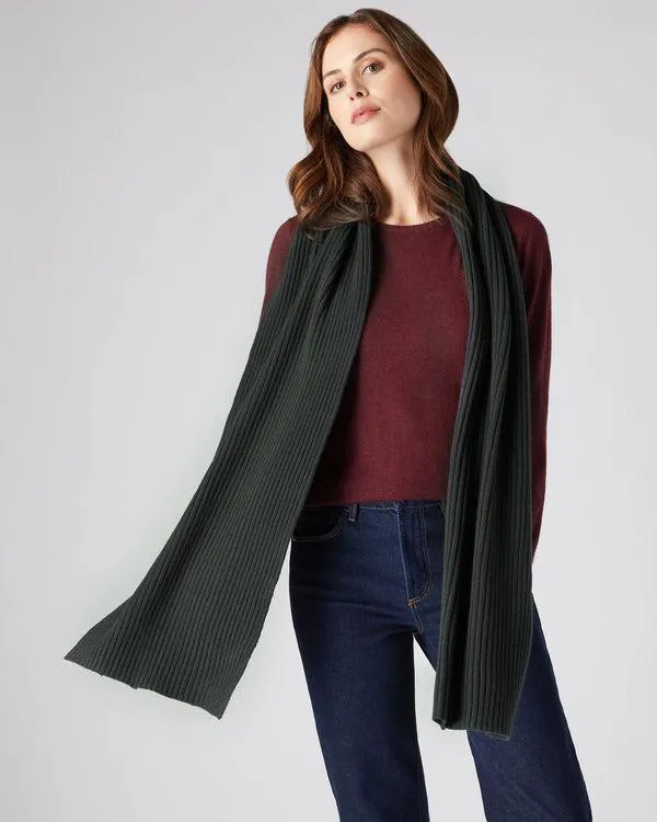 WomenMen Unisex Short Ribbed Cashmere ScarfIn Dark Green Dark Green NPeal Cashmere Scarves