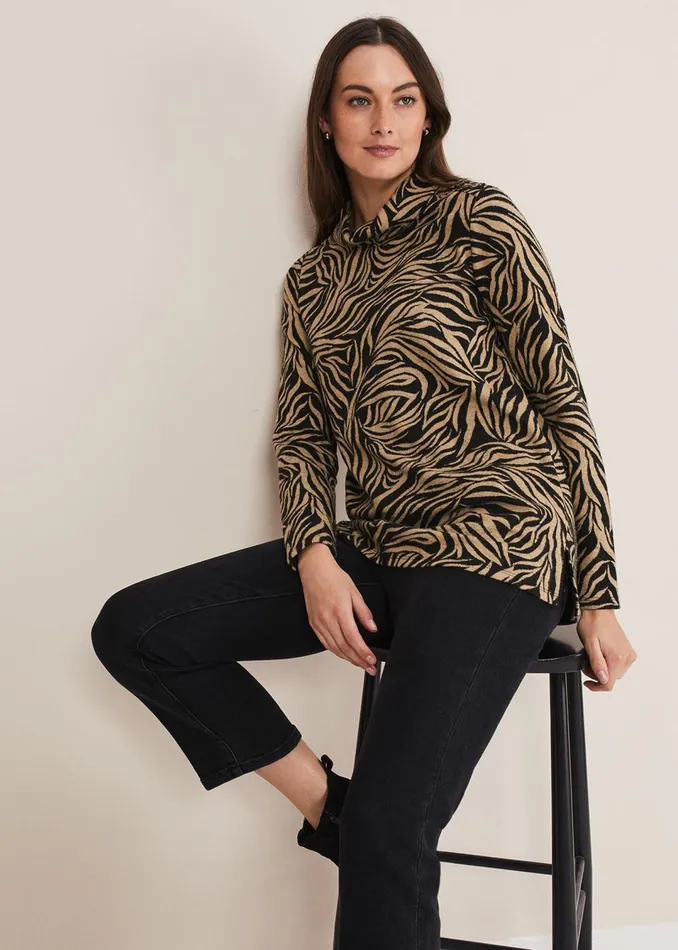 Women Phase Eight Tops and TShirts Nerissa Animal Print Snuggle