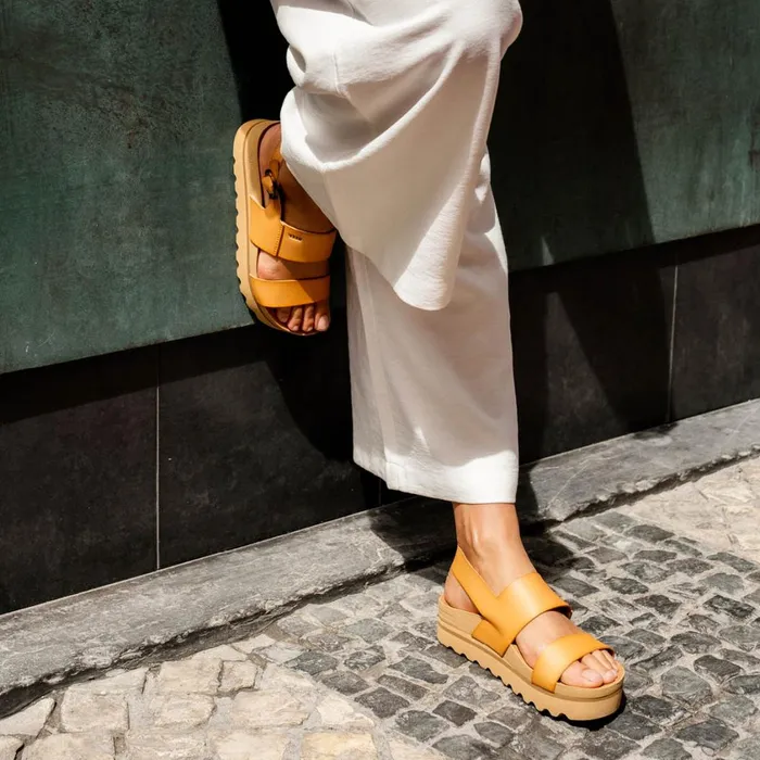 Women Reef Sandals Vista Hi Buckle Natural Women Reef Sandals Vista Hi Buckle Natural