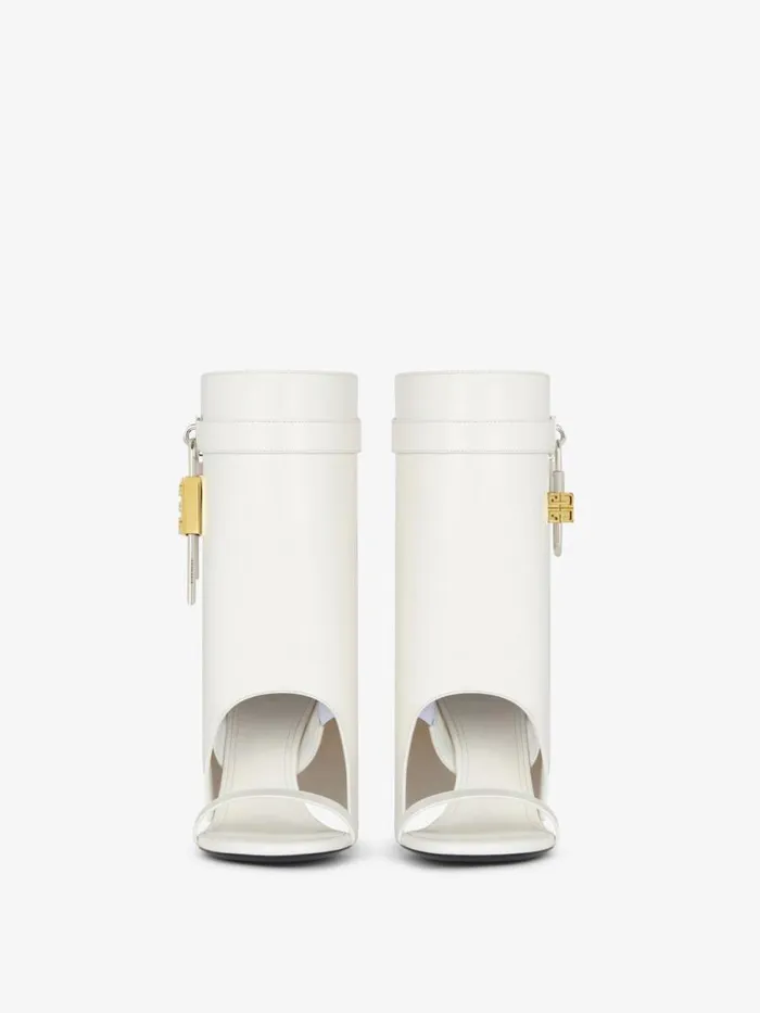 Women Shark Lock Givenchy Shark Lock Sandal Boots In Leather Ivory