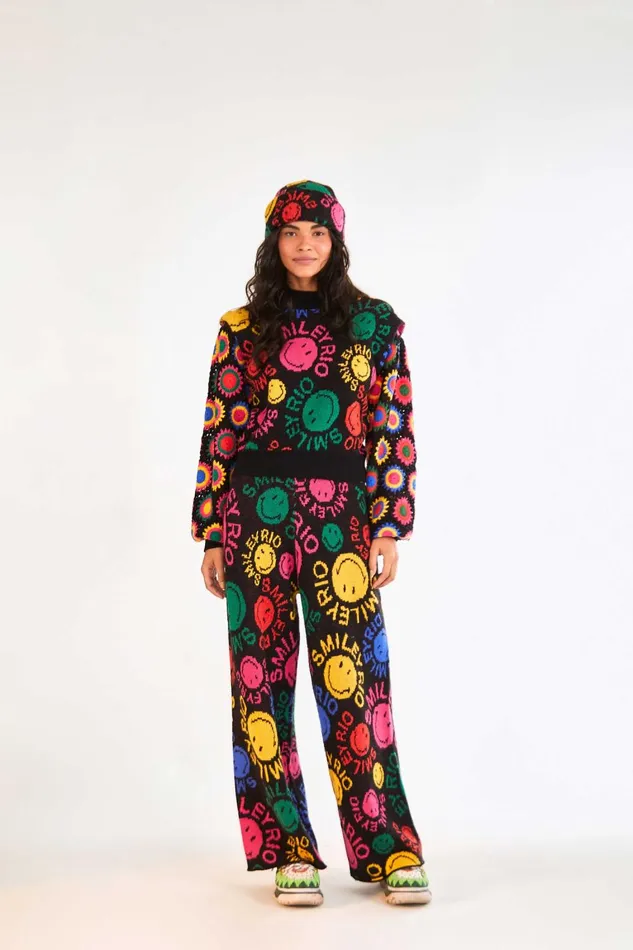 Women Sweaters and Sweatshirts Farm Rio Type Rainbow Smiley Rio Sweater