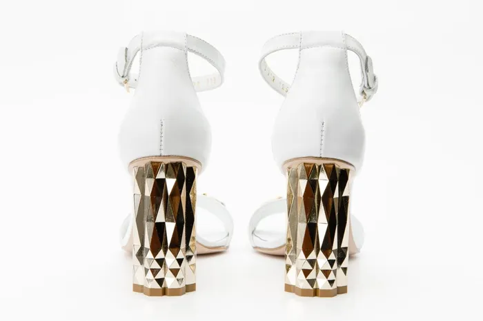 Women The Avlonya Block Heel White Leather Sandal Vinci Leather Sandals