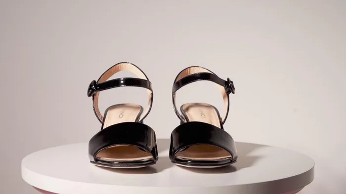 Women The Bamba Black Patent Leather Sandal Vinci Leather Sandals