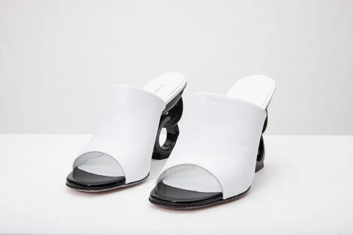 Women The Cymmer White Leather Sandal Vinci Leather Sandals
