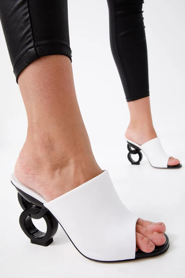 Women The Cymmer White Leather Sandal Vinci Leather Sandals